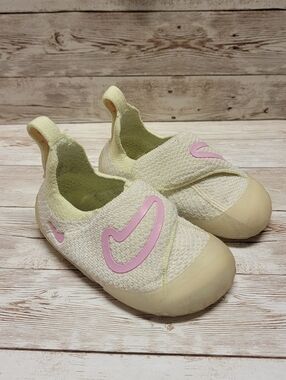 Nike Swoosh 1 Barely Volt Pink Rise Baby Toddler Shoes (FB3244-101) Size 7C EUC